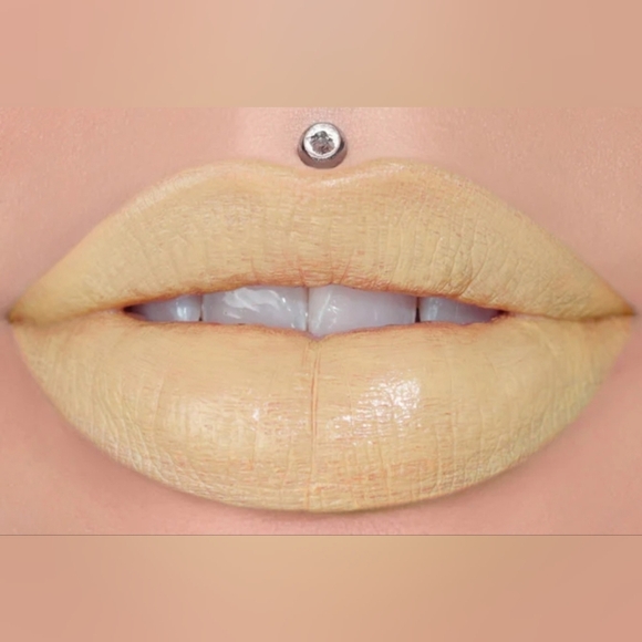 Jeffree Star Yellow Velvet Trap Lipstick, Easter Sunday, NEW - Picture 2 of 3